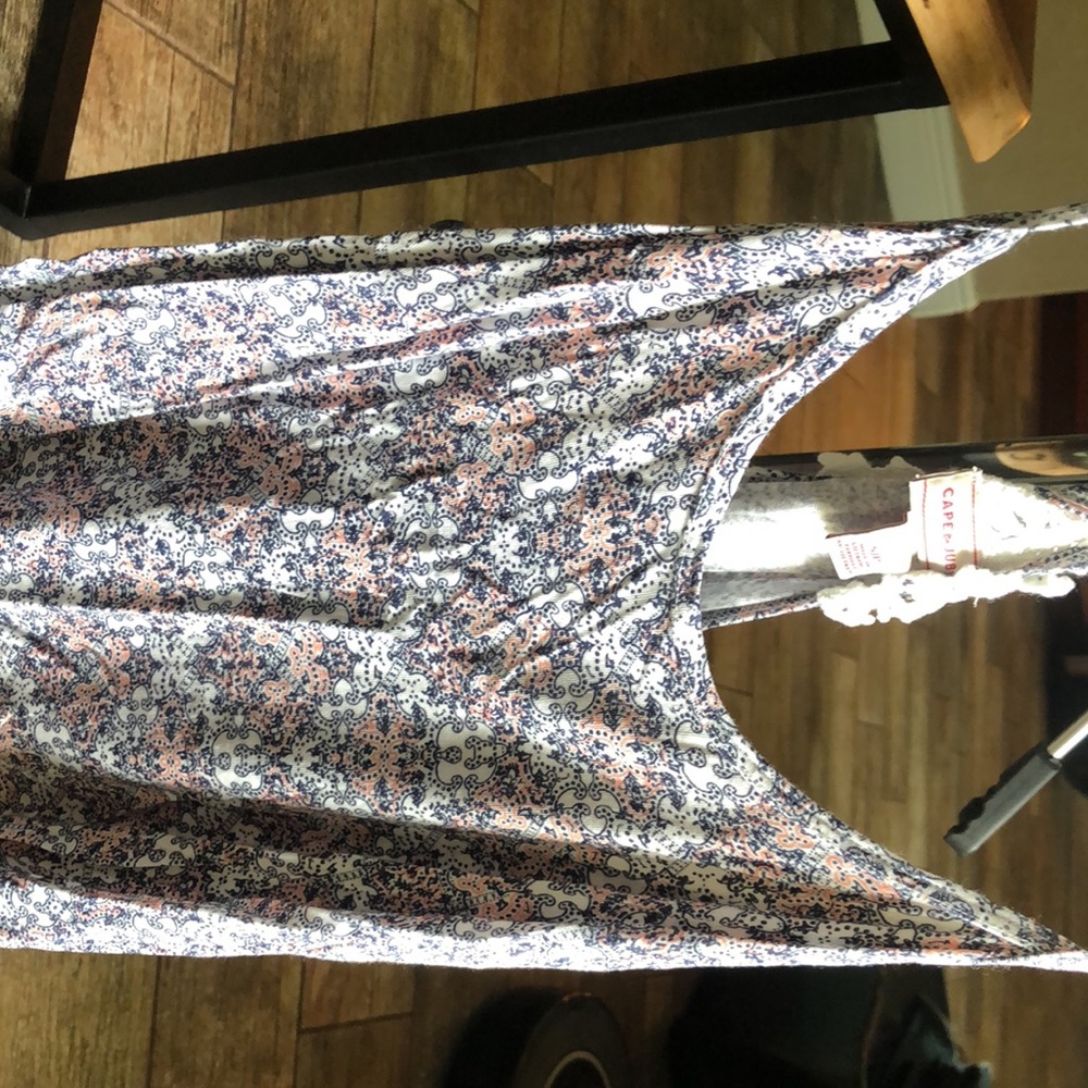 Tank top - Picture 2 of 4
